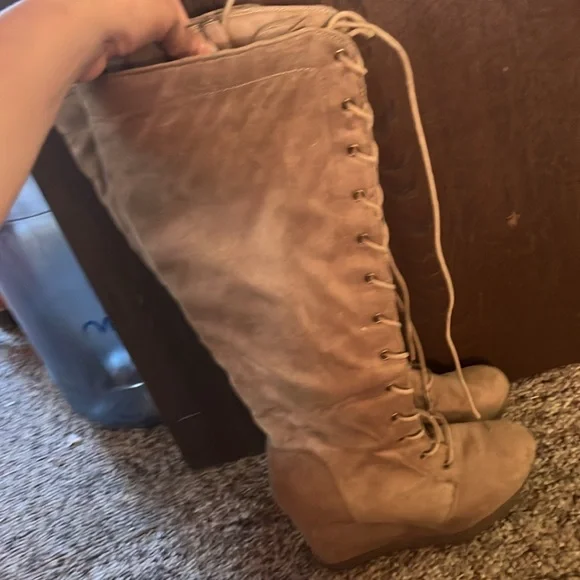 J. Khaki Tan Lace Up Boots - Picture 2 of 4